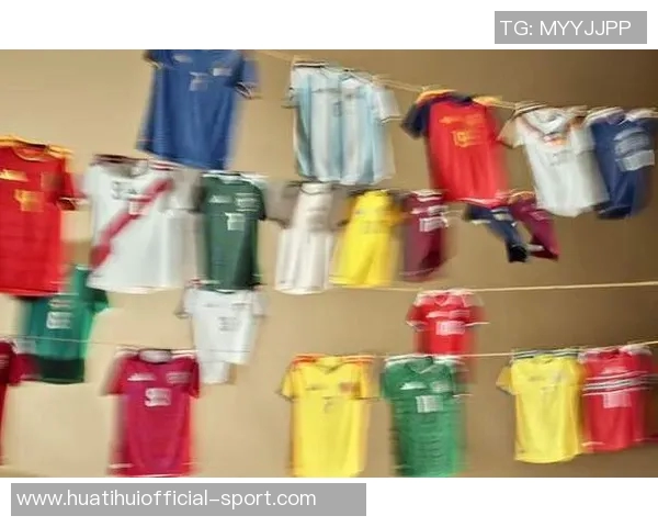 阿迪达斯发布日本国家队2026世界杯客场球衣设计细节曝光袖口采用纯黑风格