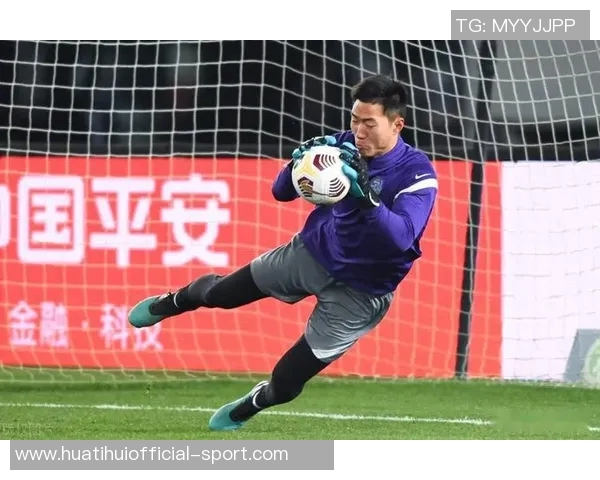 33岁门将方镜淇正式加盟武汉三镇天津津门虎迎新挑战 33岁门将方镜淇正式加盟武汉三镇天津津门虎迎新挑战