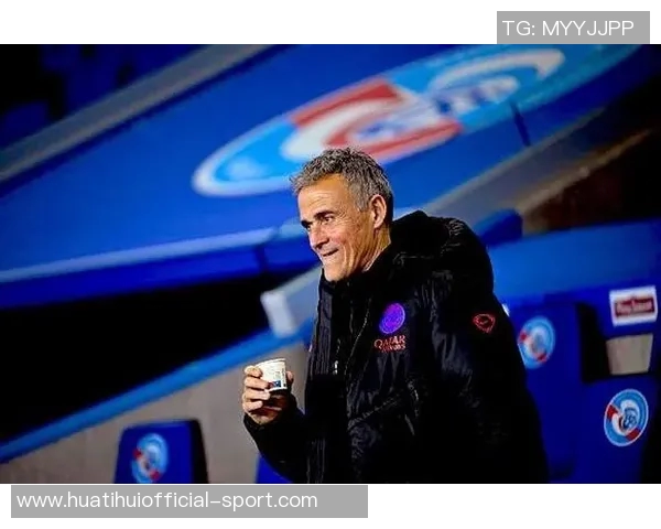 舍瓦利耶依然是巴黎主力门将恩里克始终信任他的表现与能力 舍瓦利耶依然是巴黎主力门将恩里克始终信任他的表现与能力